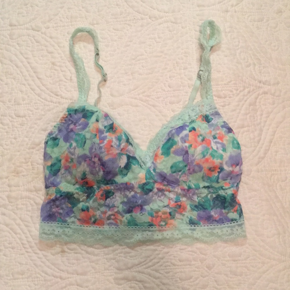 Adorable Gilly Hicks aqua floral bralette XS